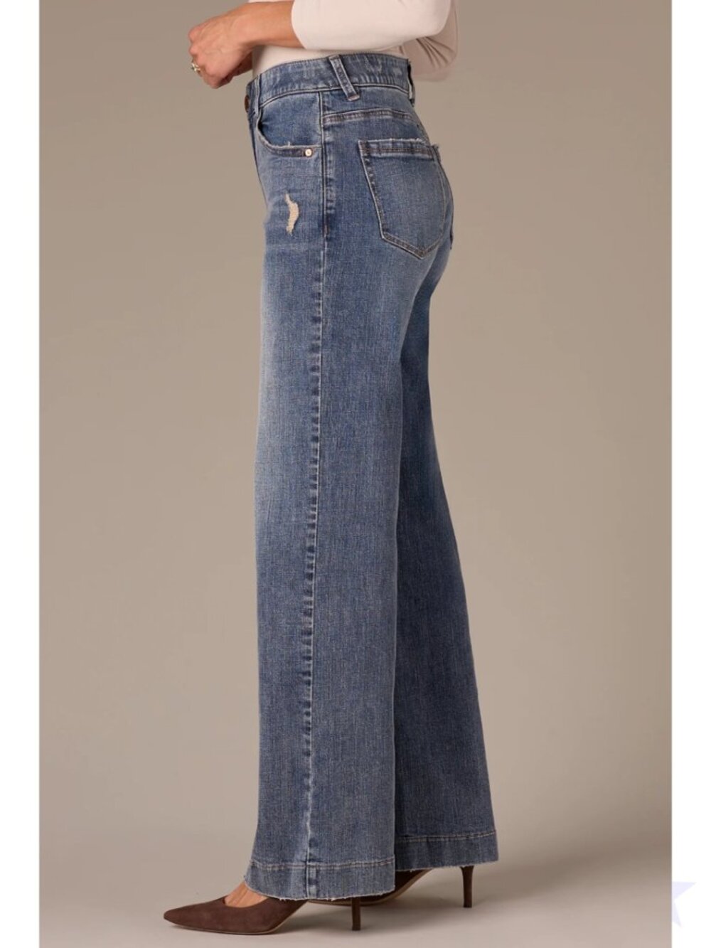 Wit & Wisdom Medium Wash Blue Wide Leg Jeans - Picture 2 of 14